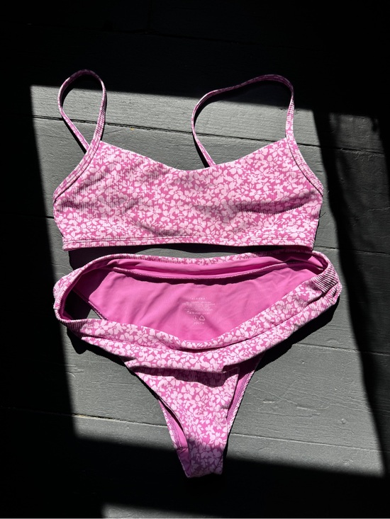 Jolyn Clothing Other - Jolyn Clothing Pink Floral Bikini Set